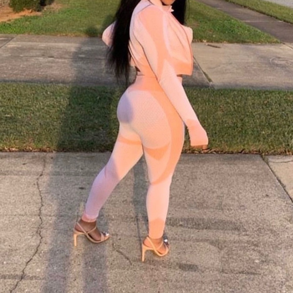 2 piece Active Set outfit , NEVER WORN